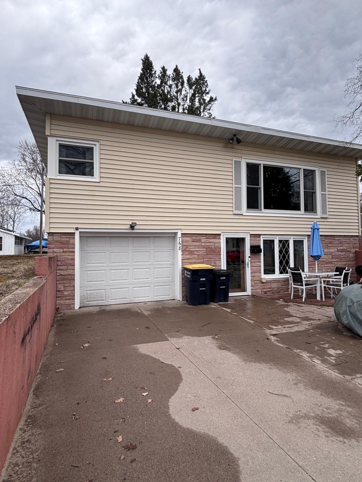 768 West Davenport Street Rhinelander, WI 54501 - Photo 1 of 33 Gallery Image 1