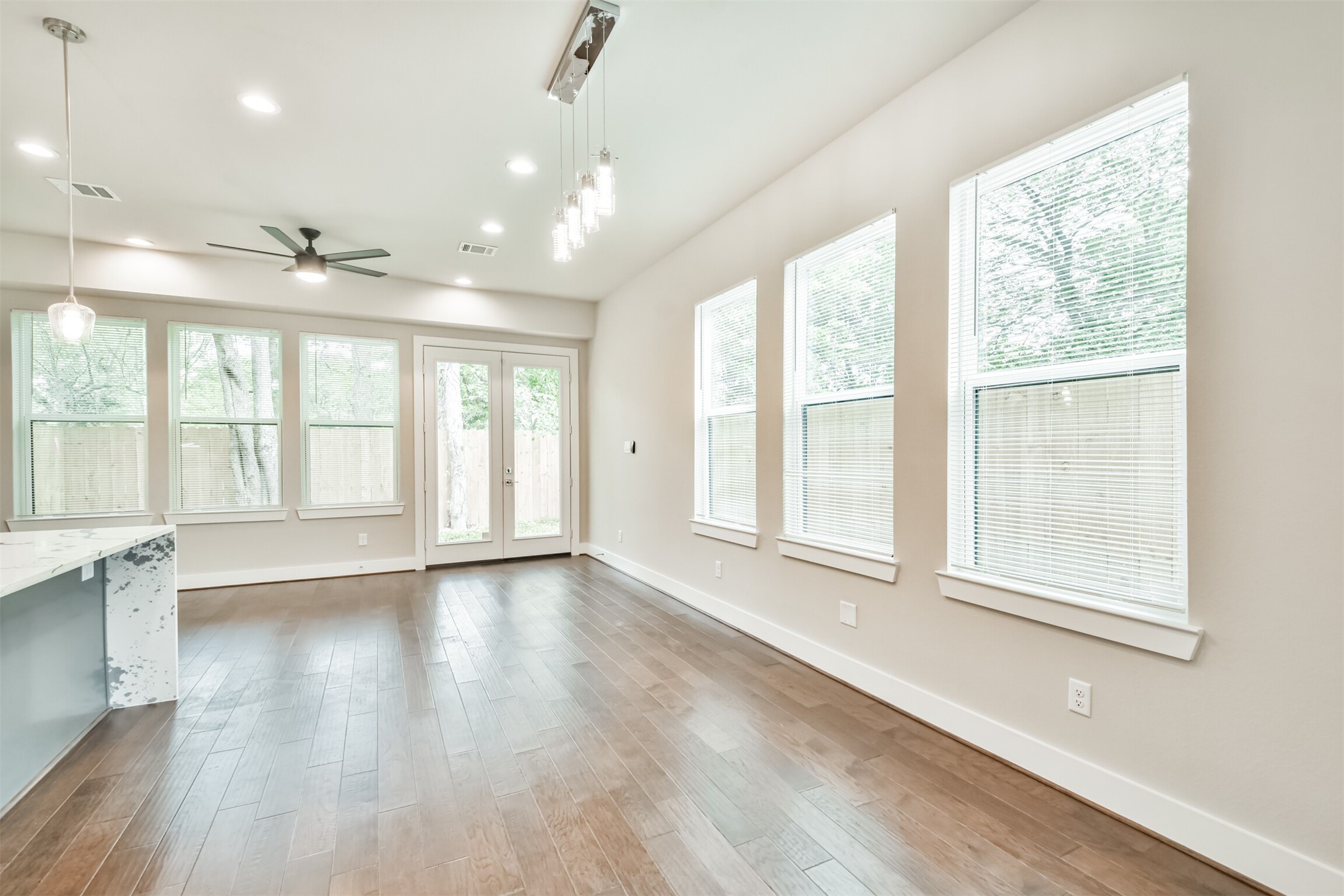 810 Mansfield Street Houston, TX 77091 - Photo 24 of 47