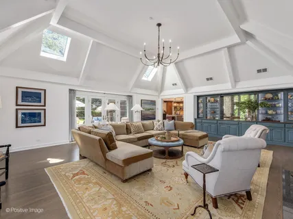 $4,000,000 | 731 South Elm Street, Hinsdale, IL 60521