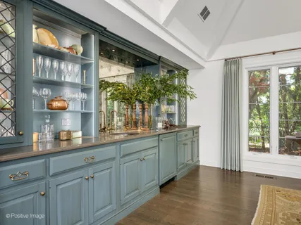 $4,000,000 | 731 South Elm Street, Hinsdale, IL 60521