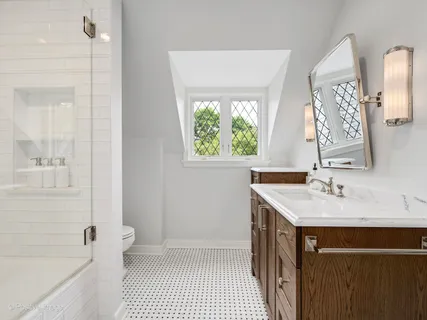 $4,000,000 | 731 South Elm Street, Hinsdale, IL 60521