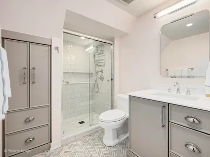 $4,000,000 | 731 South Elm Street, Hinsdale, IL 60521