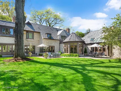 $4,000,000 | 731 South Elm Street, Hinsdale, IL 60521