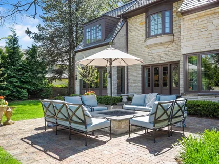 $4,000,000 | 731 South Elm Street, Hinsdale, IL 60521