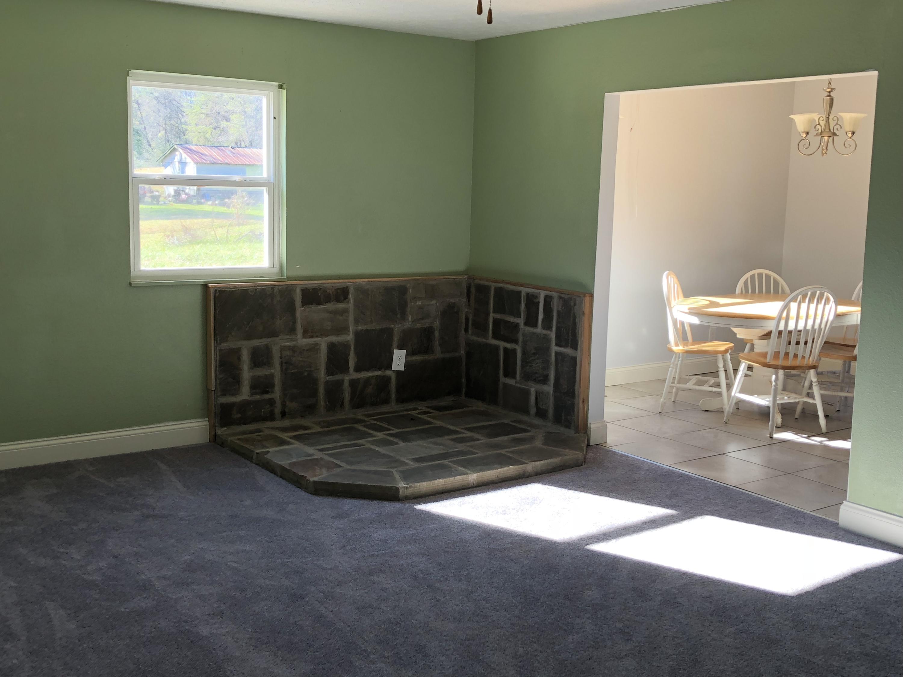 214 Granite Road Clinton, TN 37716 - Photo 4 of 30 9201D35A-1E15-4C66-94E2-0E907553F26C
