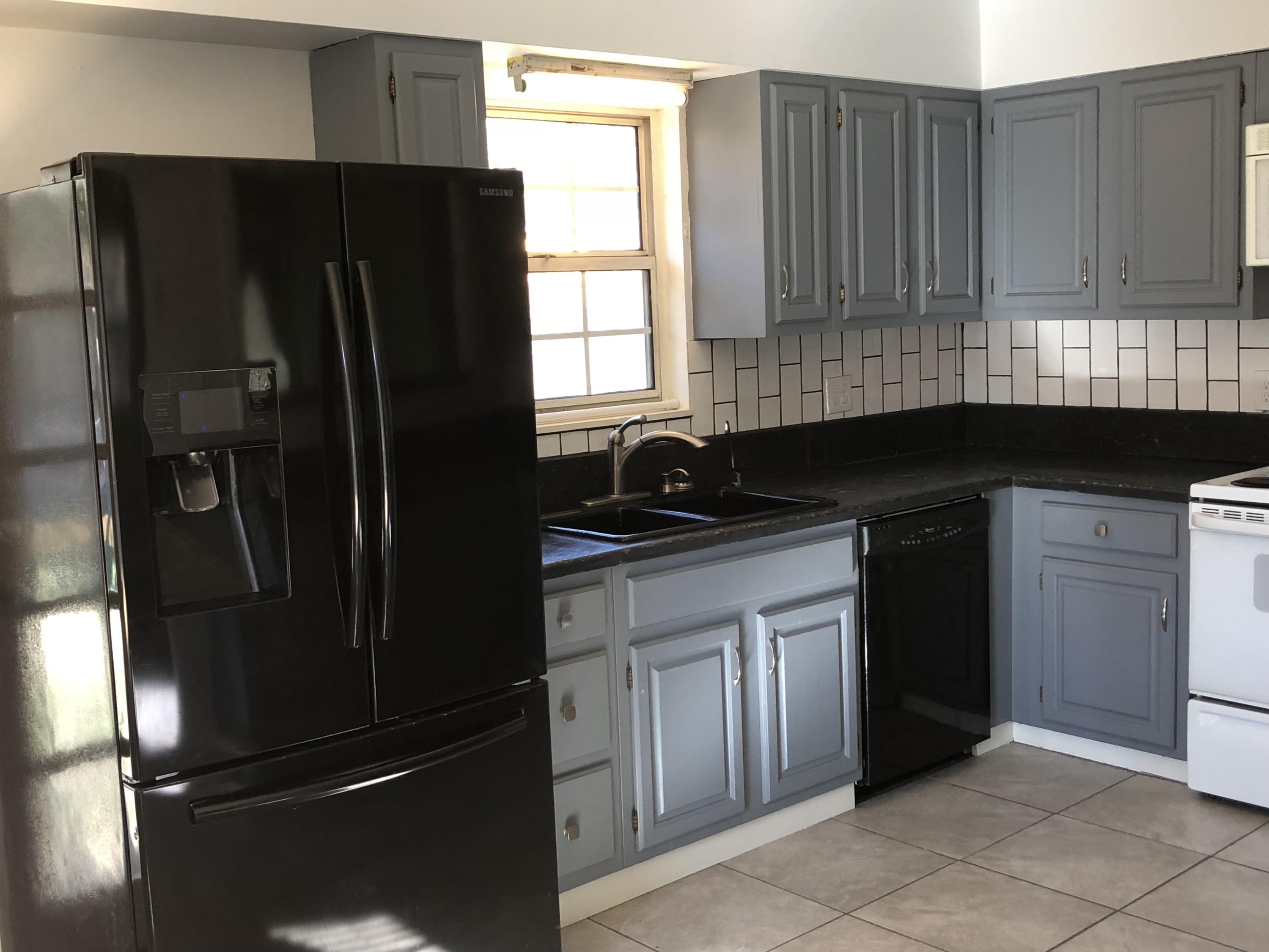 214 Granite Road Clinton, TN 37716 - Photo 8 of 30 6732A2FA-3A45-4FD3-9674-A8CC1A14B259