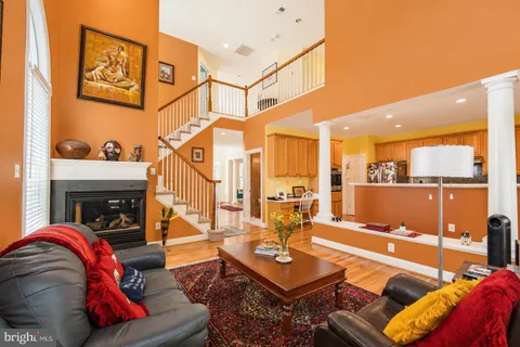 $1,275,000 | 309 Treemont Way, Rockville, MD 20850