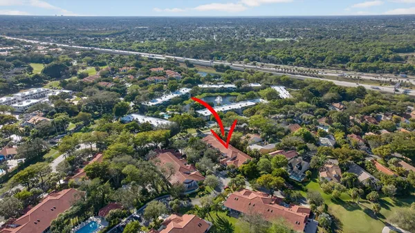 a view of a tennis court