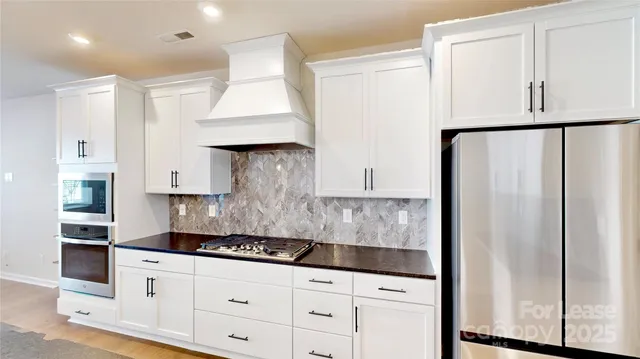 $3,250 | 509 Myrick Alley, Charlotte, NC 28217