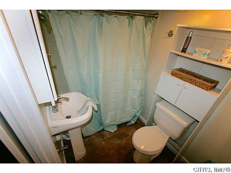 4 1st Street Camillus, NY 13031 - Photo 15 of 20 Bathroom.