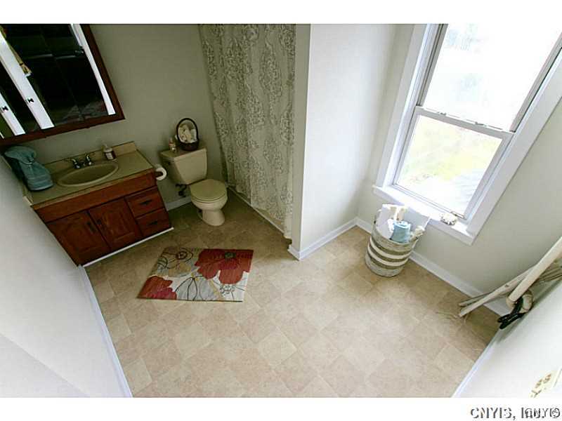 4 1st Street Camillus, NY 13031 - Photo 18 of 20 Bathroom. Efficiency