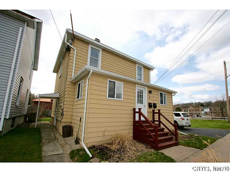 4 1st Street Camillus, NY 13031 - Photo 4 of 20 Exterior Front.