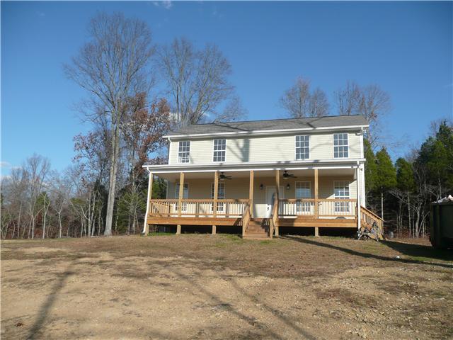 1260 Rogues Fork Road Bethpage, TN 37022 - Photo 2 of 13