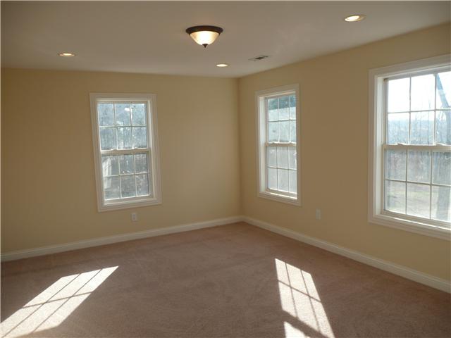 1260 Rogues Fork Road Bethpage, TN 37022 - Photo 11 of 13