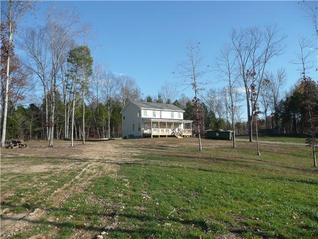 1260 Rogues Fork Road Bethpage, TN 37022 - Photo 3 of 13