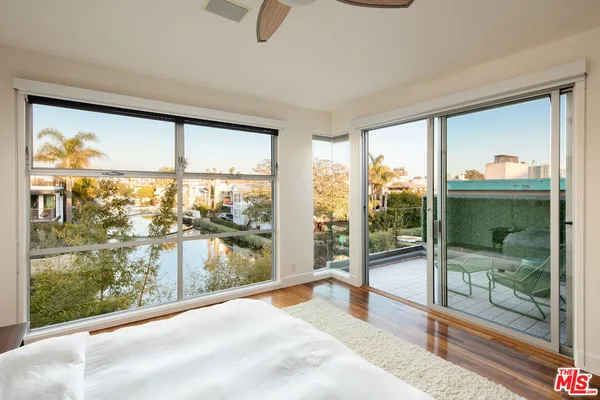$16,850 | 2217 Grand Canal, Venice, CA 90291