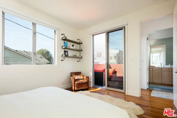 $16,850 | 2217 Grand Canal, Venice, CA 90291