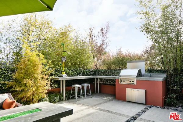$16,850 | 2217 Grand Canal, Venice, CA 90291