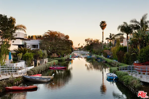 $19,500 | 2217 Grand Canal, Venice, CA 90291