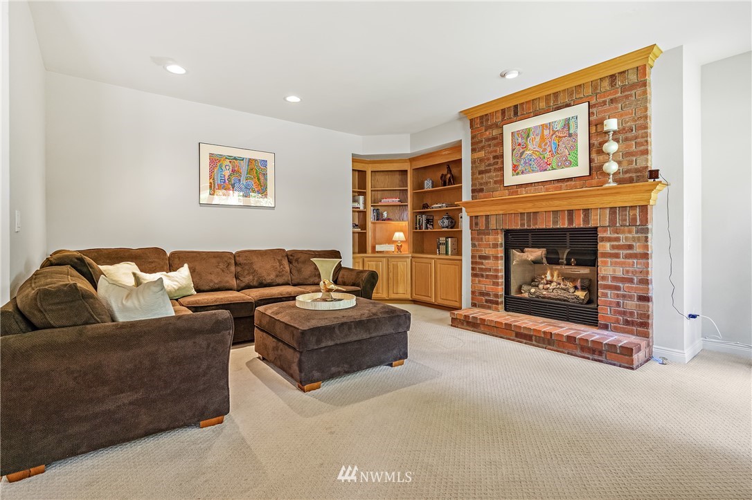 20127 26th Drive Southeast Bothell, WA 98012 - Photo 12 of 38 Gallery Image 12