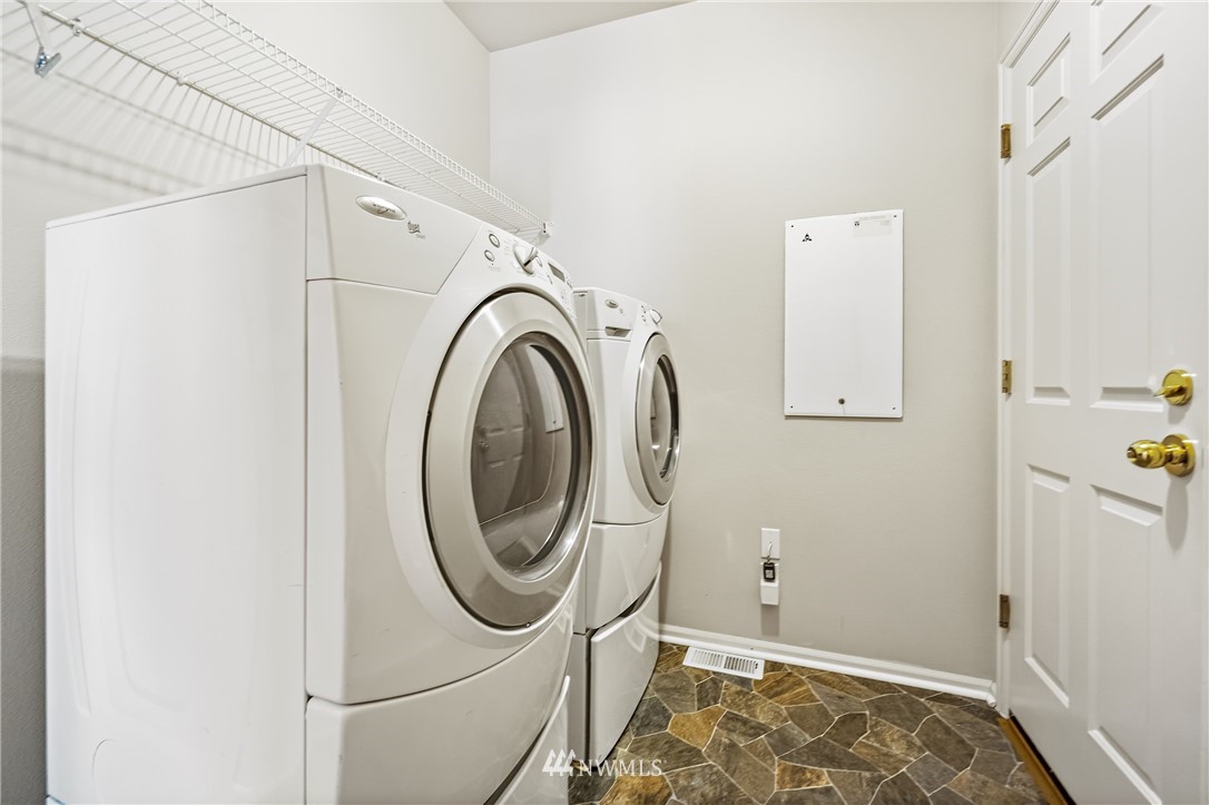20127 26th Drive Southeast Bothell, WA 98012 - Photo 30 of 38 Gallery Image 30