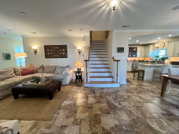 $32,000 | 2 Circle Drive, Margate City, NJ 08402