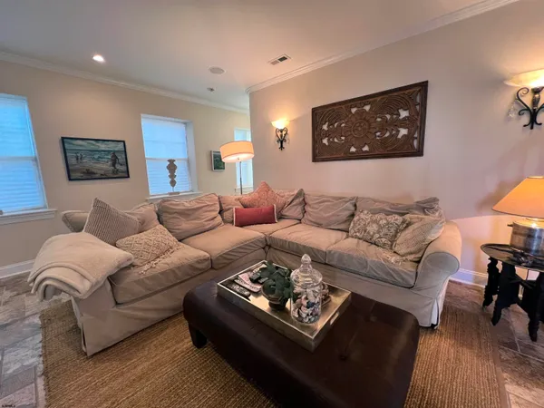 $32,000 | 2 Circle Drive, Margate City, NJ 08402