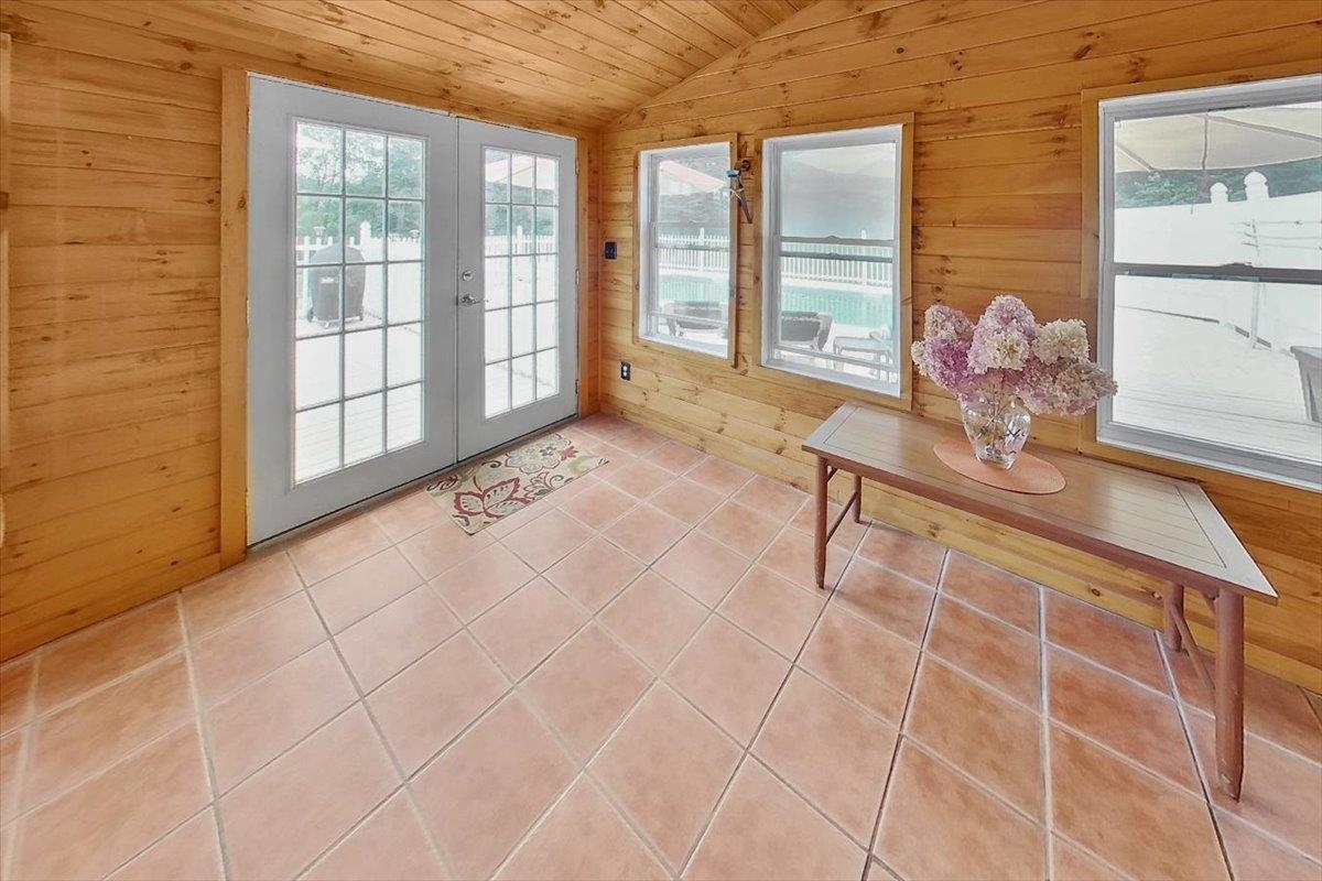 326 Oak Ridge Estates Road Morristown, VT 05661 - Photo 9 of 40