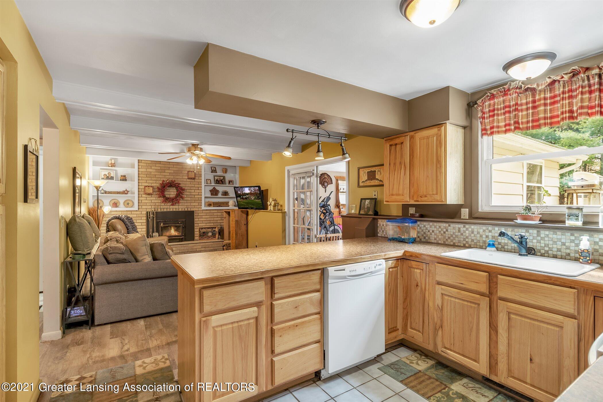935 North Onondaga Road Holt, MI 48842 - Photo 14 of 51 14-935-N-Onodaga-Rd-WindowStill-Real-Est