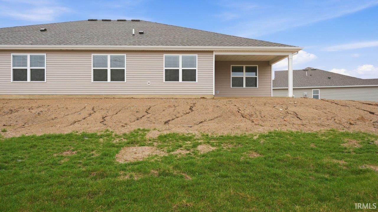 1004 Butler Lake Fort Wayne, IN 46818 - Photo 31 of 33