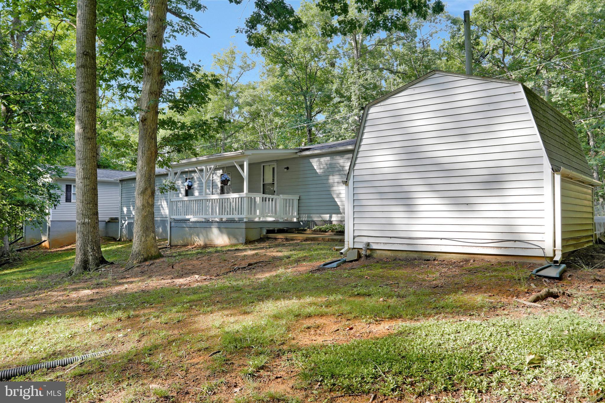 495 Downing Farm Road Front Royal, VA 22630 - Photo 11 of 36 Rear of property