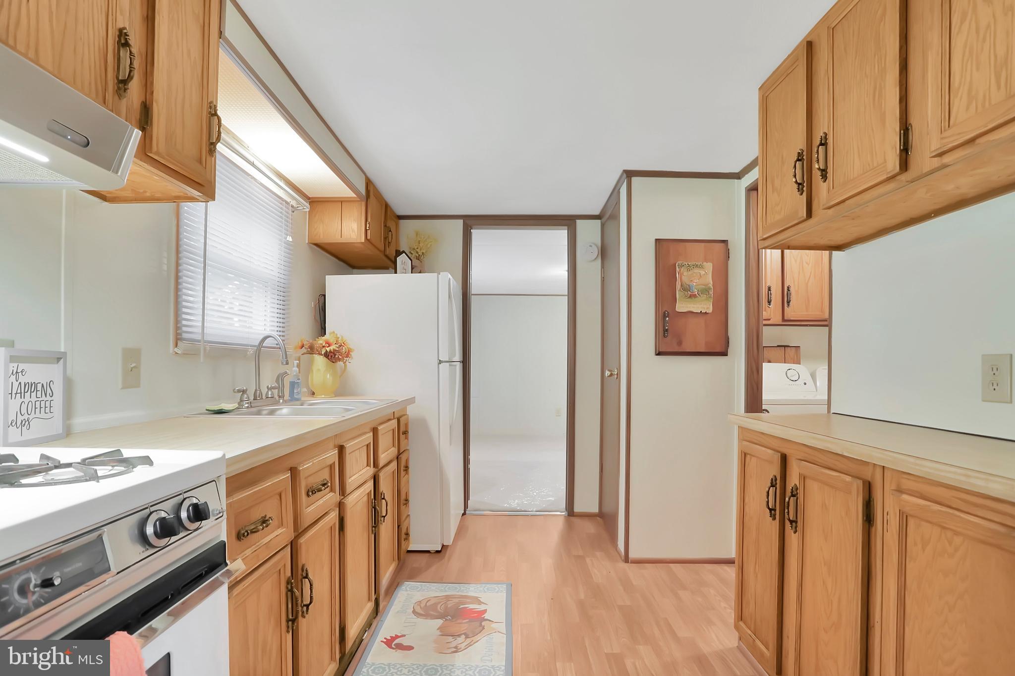 495 Downing Farm Road Front Royal, VA 22630 - Photo 19 of 36 Kitchen with breakfast bar and lots of storage