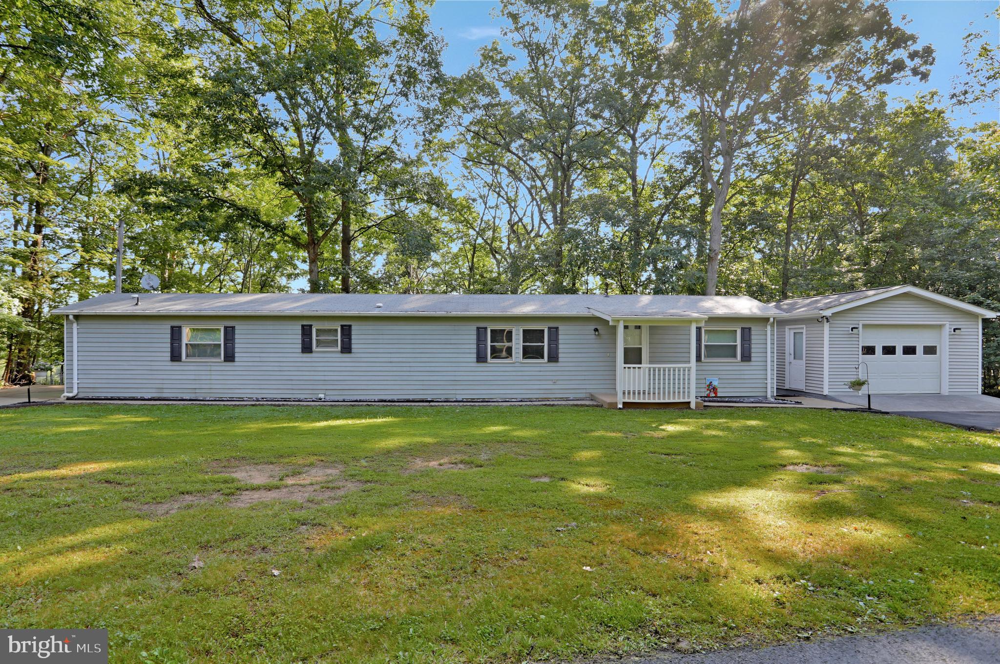 495 Downing Farm Road Front Royal, VA 22630 - Photo 3 of 36 Spacious one level home on 1.63 acres with garage