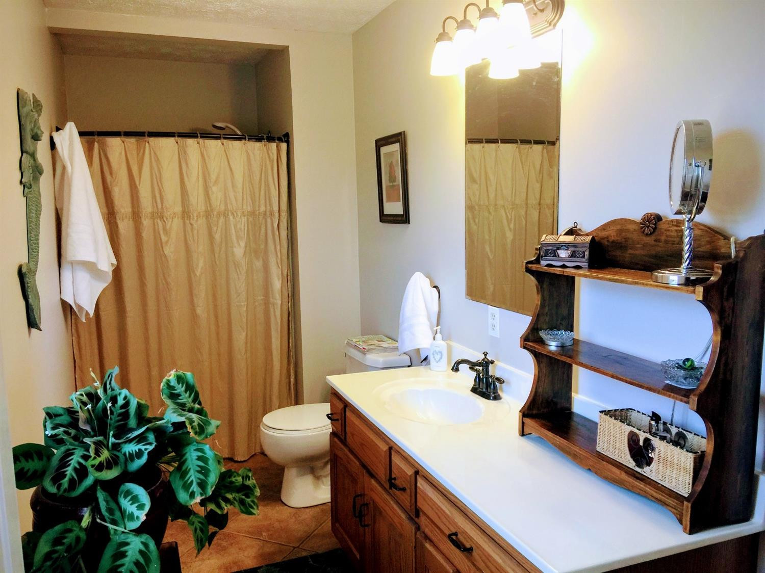1895 Fork Church Road Lancaster, KY 40444 - Photo 23 of 50 Master Bath