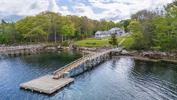 $350,000 | 7 A Wave Crest Lane, Unit 101, Boothbay, ME 04544