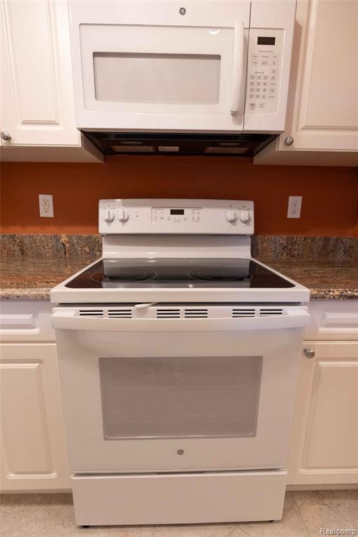 3526 Tremonte Circle Rochester, MI 48306 - Photo 16 of 42 Gallery Image 16