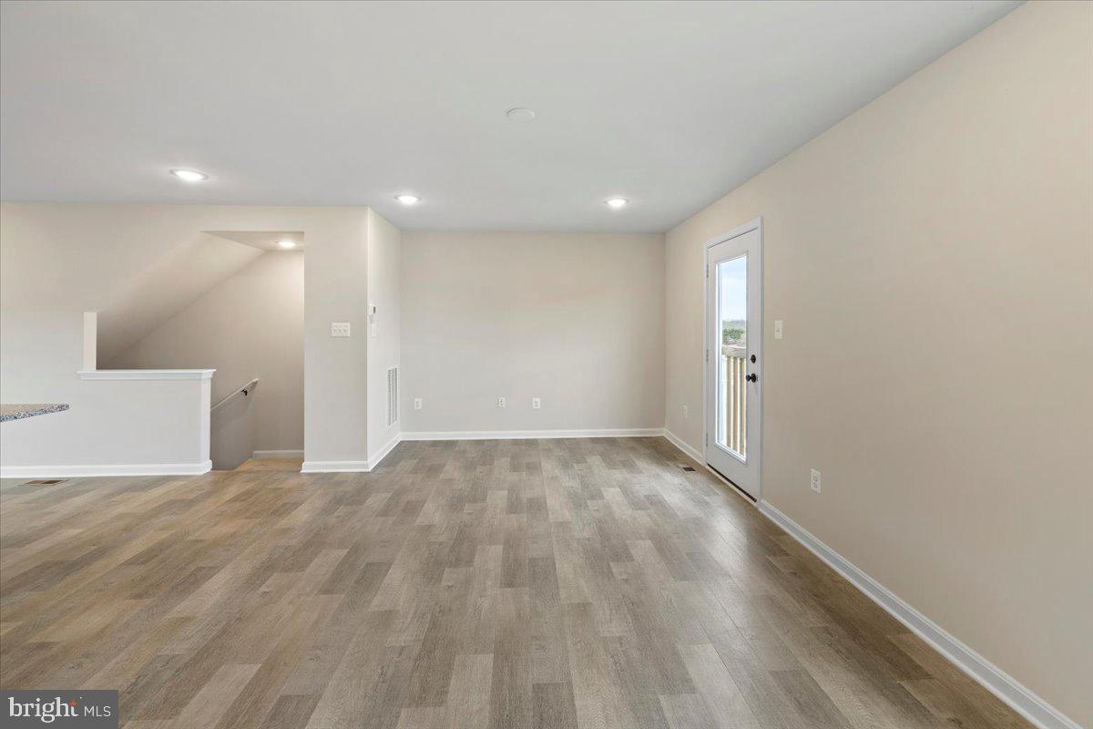5 Stifftail Road Hedgesville, WV 25427 - Photo 11 of 26 Similar Great Room