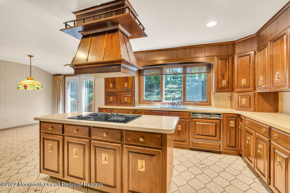 60 Howland Road Middletown, NJ 07748 - Photo 16 of 35 025_dsc07535