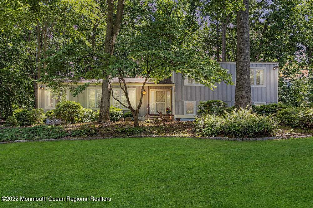 60 Howland Road Middletown, NJ 07748 - Photo 2 of 35 jj