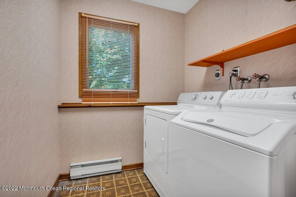 60 Howland Road Middletown, NJ 07748 - Photo 21 of 35 039_dsc07558