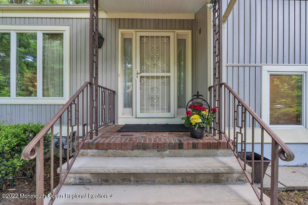 60 Howland Road Middletown, NJ 07748 - Photo 7 of 35 009_dsc07643