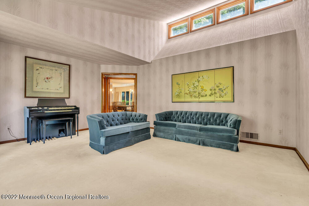 60 Howland Road Middletown, NJ 07748 - Photo 9 of 35 010_dsc07455