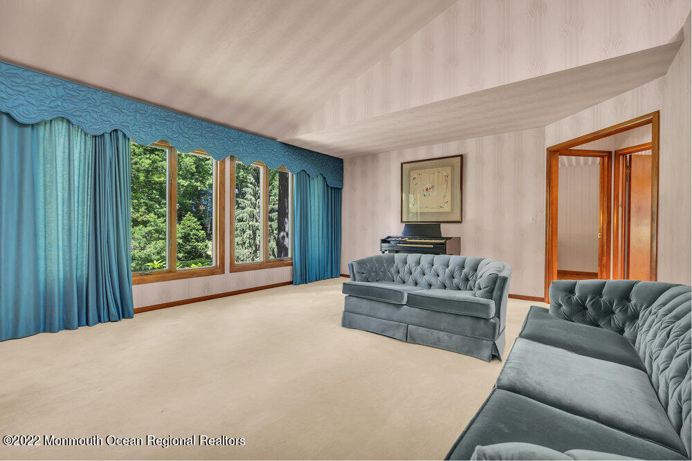 60 Howland Road Middletown, NJ 07748 - Photo 10 of 35 011_dsc07450