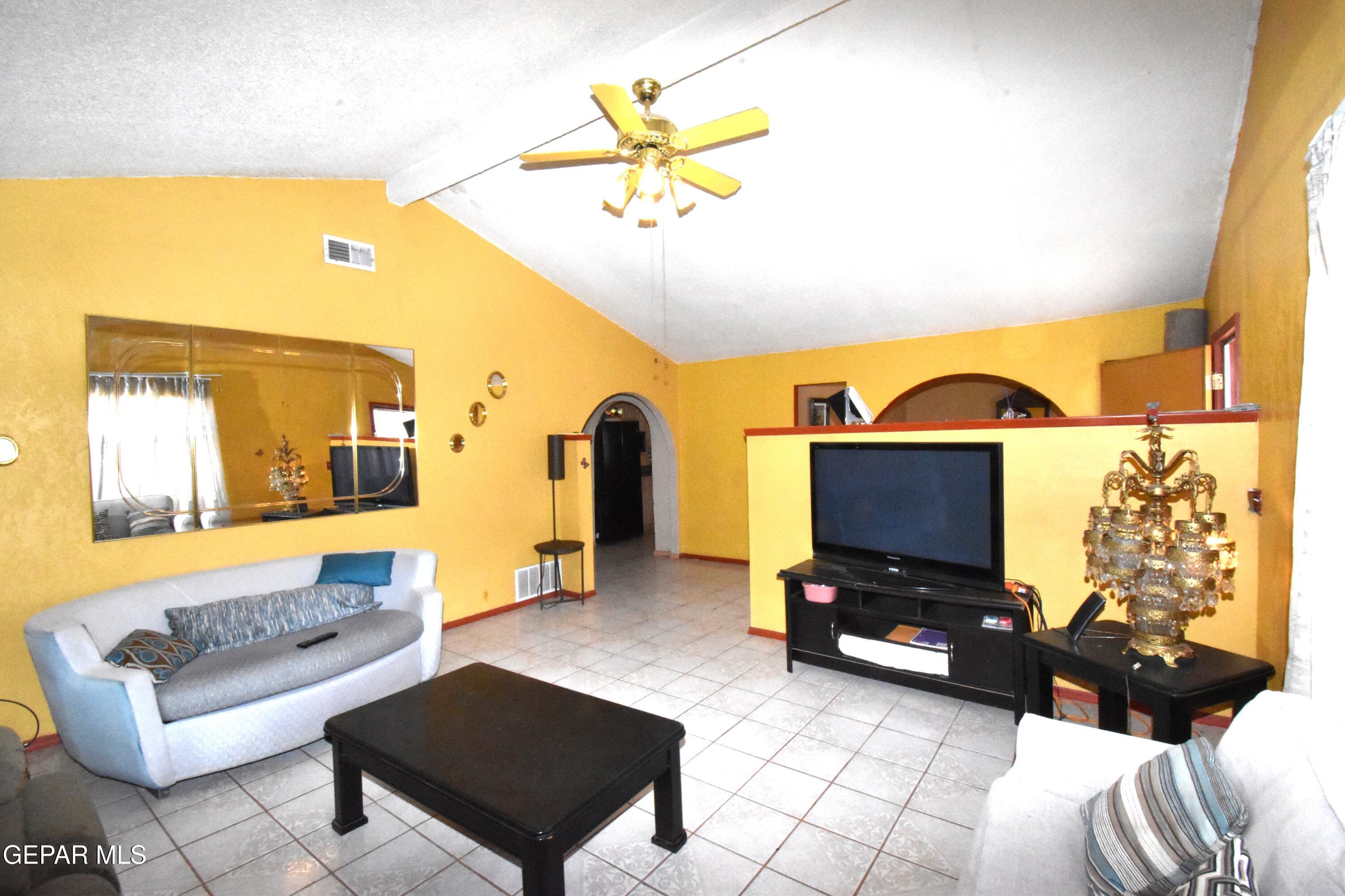 809 Coach Road Canutillo, TX 79835 - Photo 6 of 27 DSC_0197
