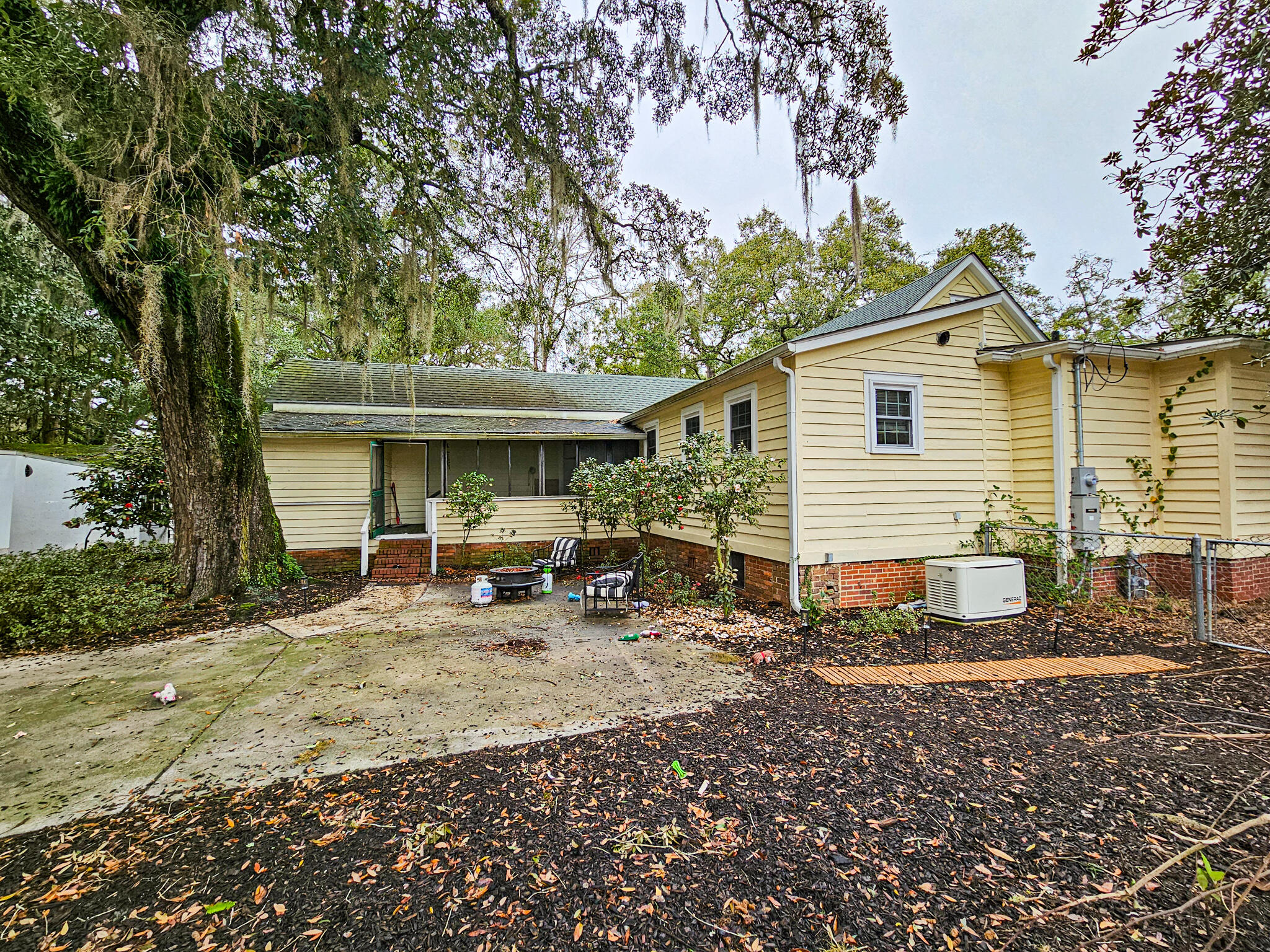 512 Carn Street Walterboro, SC 29488 - Photo 29 of 32 20260228_105547
