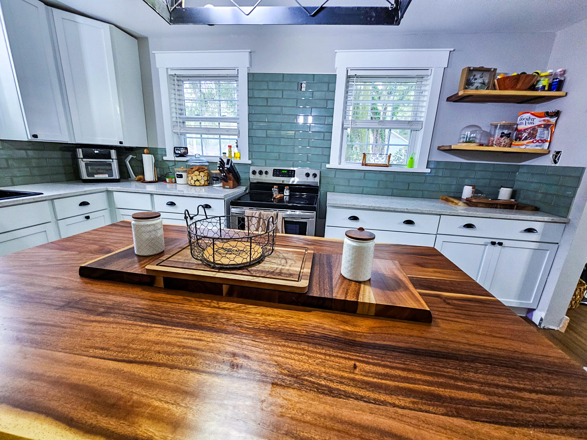 512 Carn Street Walterboro, SC 29488 - Photo 7 of 32 20260228_104841