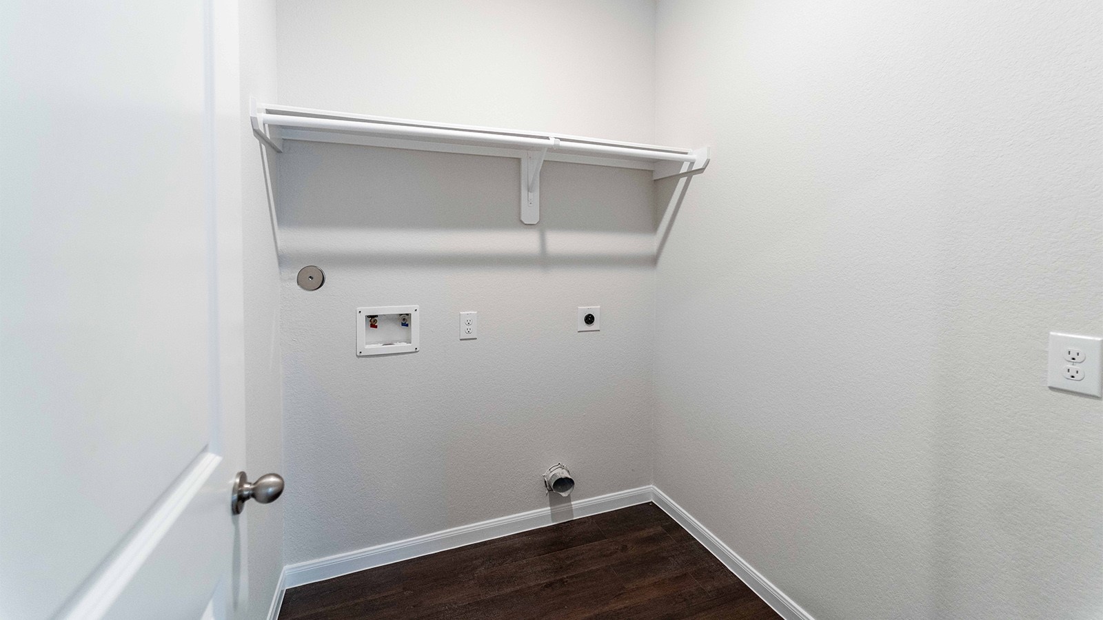22003 Blue Sky Way New Caney, TX 77357 - Photo 12 of 15 a view of small space with wooden floor