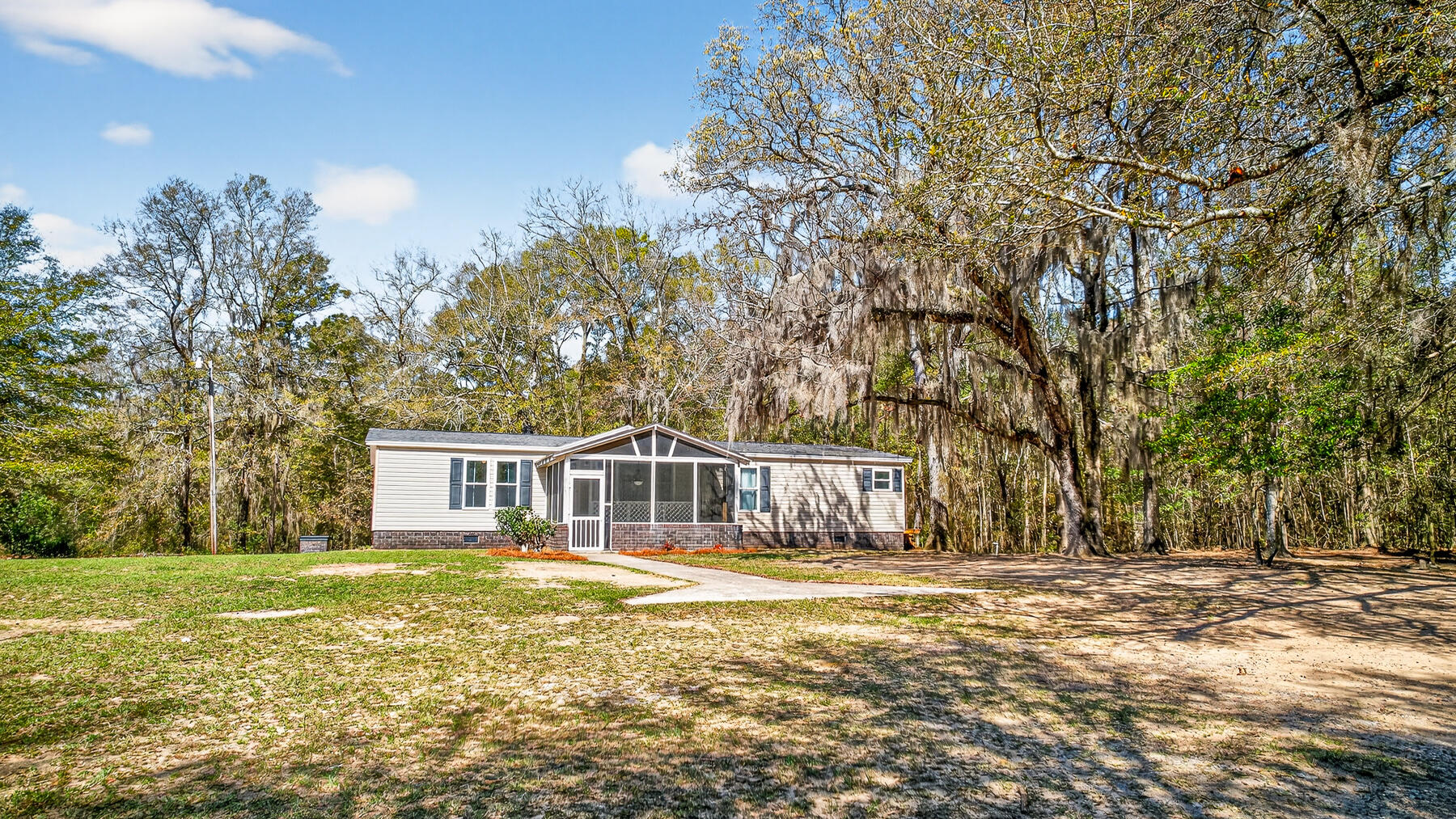 1223 Benton Road Summerton, SC 29148 - Photo 39 of 51