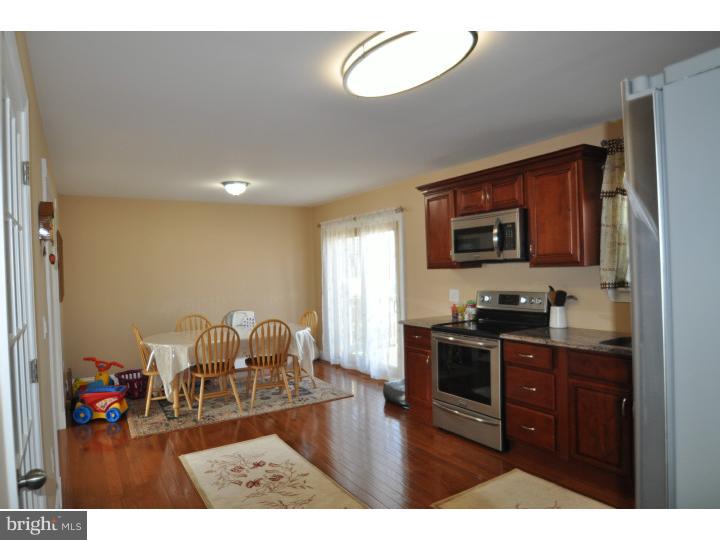 703 Bem Street Riverside, NJ 08075 - Photo 7 of 19 Kitchen