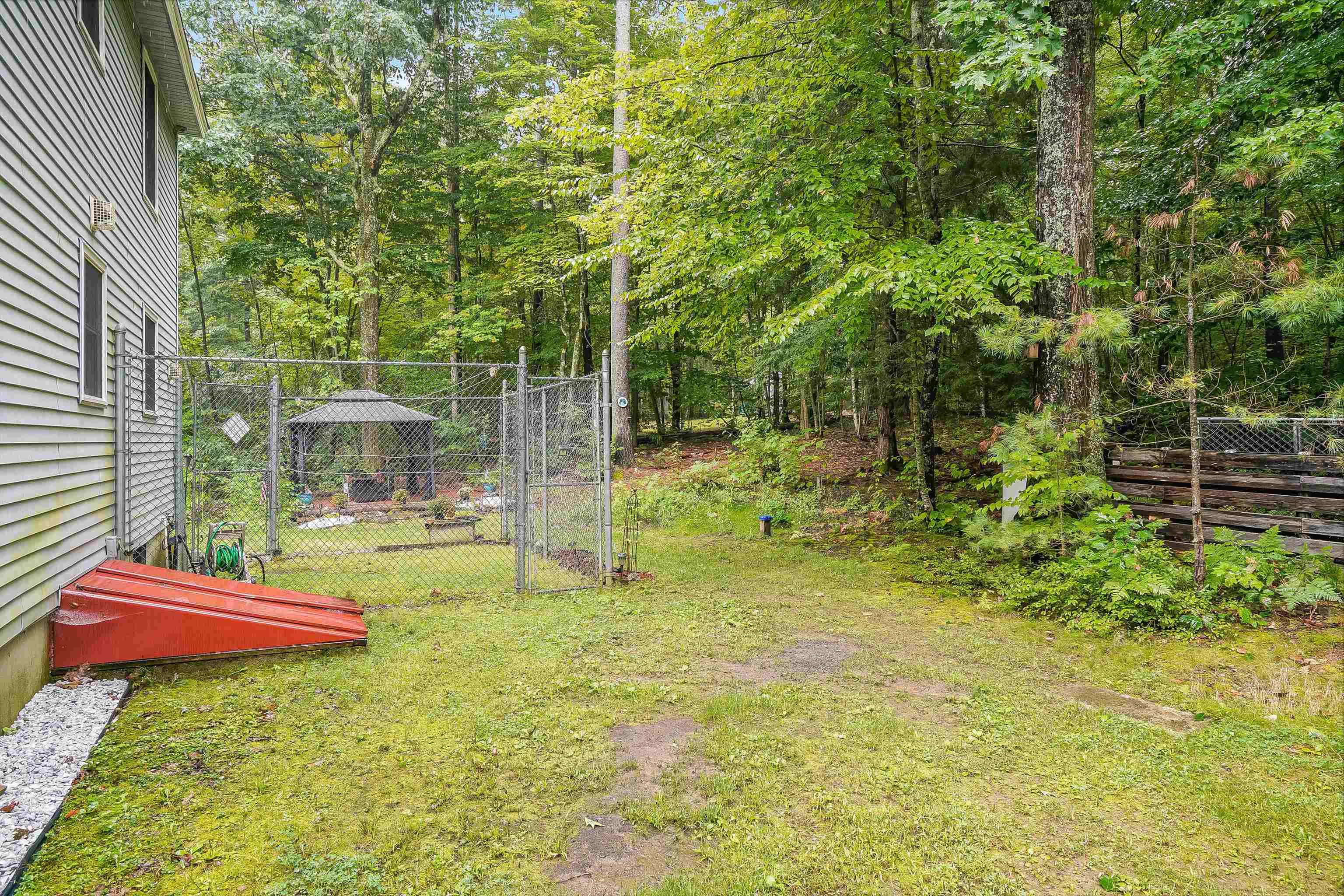 72 South Bow Road Hooksett, NH 03106 - Photo 29 of 40